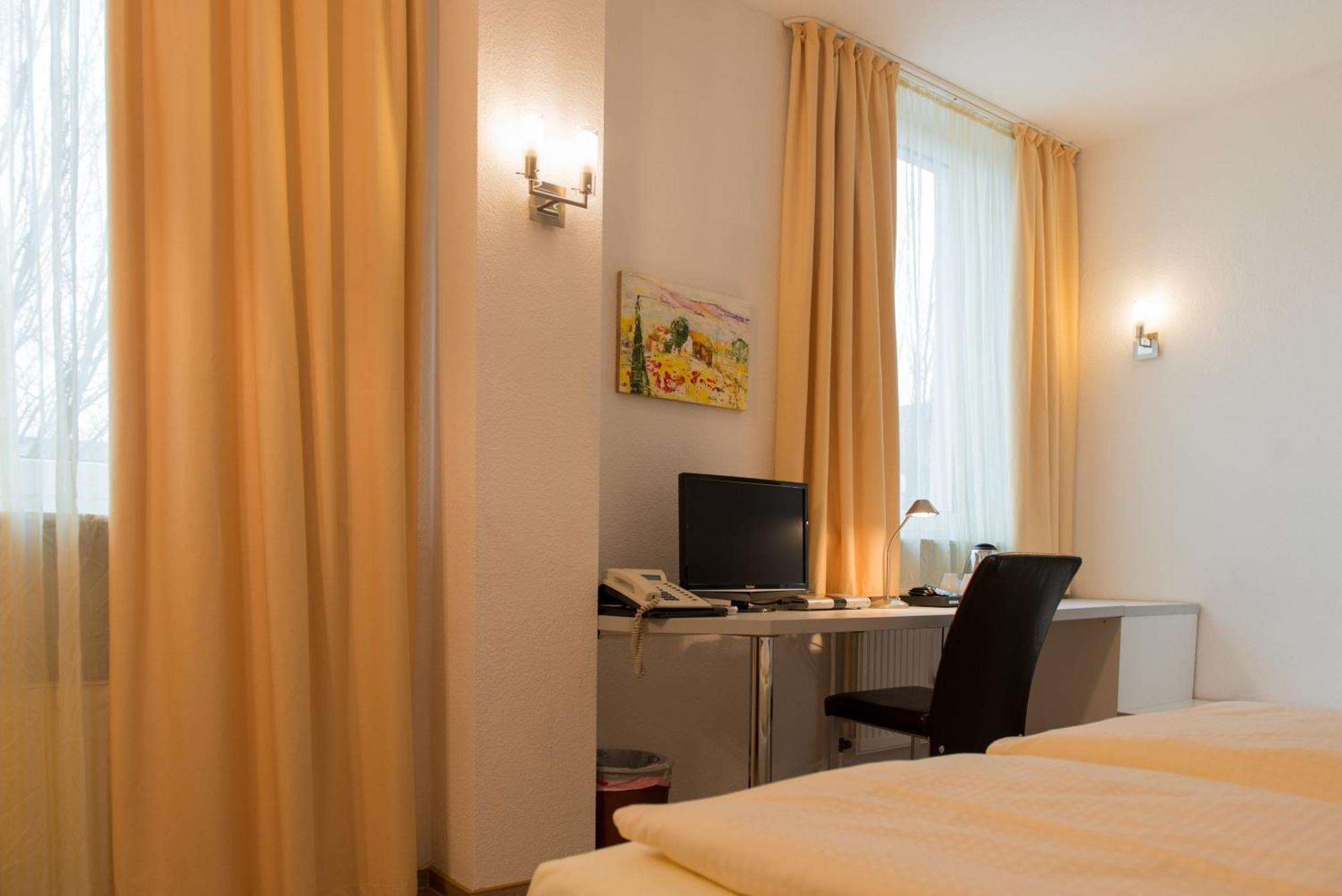 Ziegenbruch'S Gastronomie Hotel Spenge Ngoại thất bức ảnh